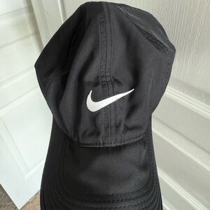 Nike Black and White Sports Hat